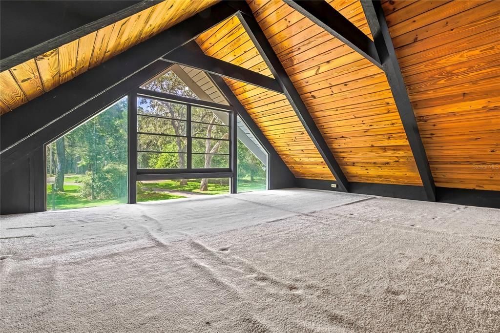 На продажу: $1,350,000 (3 спален, 2 ванн, 2393 Квадратных фут)