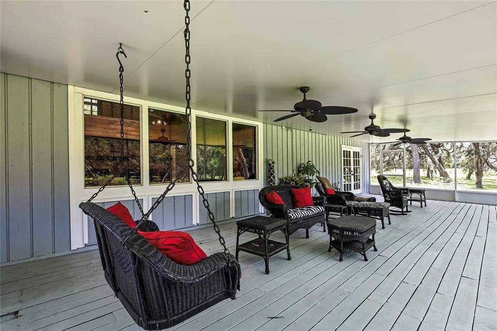 На продажу: $1,350,000 (3 спален, 2 ванн, 2393 Квадратных фут)