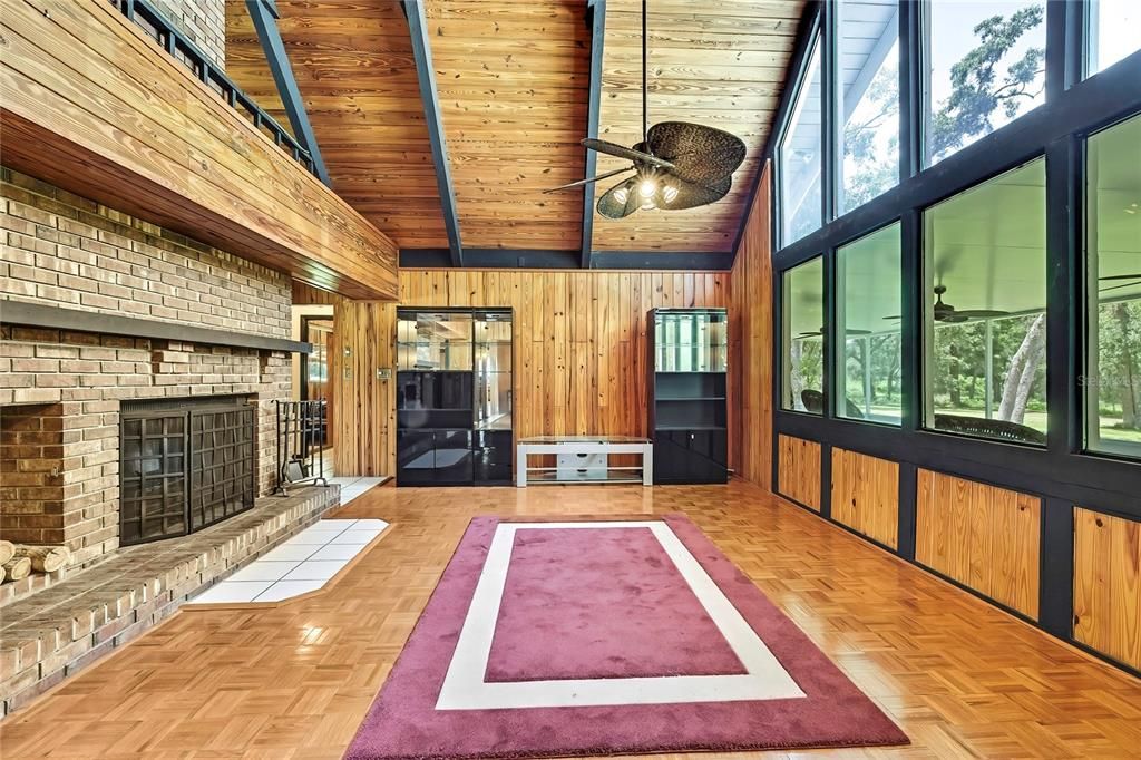 На продажу: $1,350,000 (3 спален, 2 ванн, 2393 Квадратных фут)