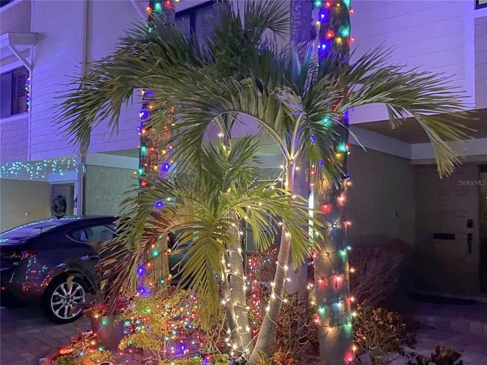 На продажу: $699,900 (2 спален, 2 ванн, 1750 Квадратных фут)