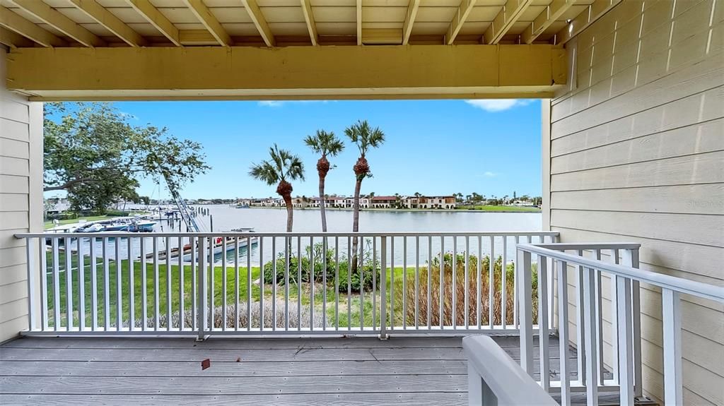 На продажу: $699,900 (2 спален, 2 ванн, 1750 Квадратных фут)