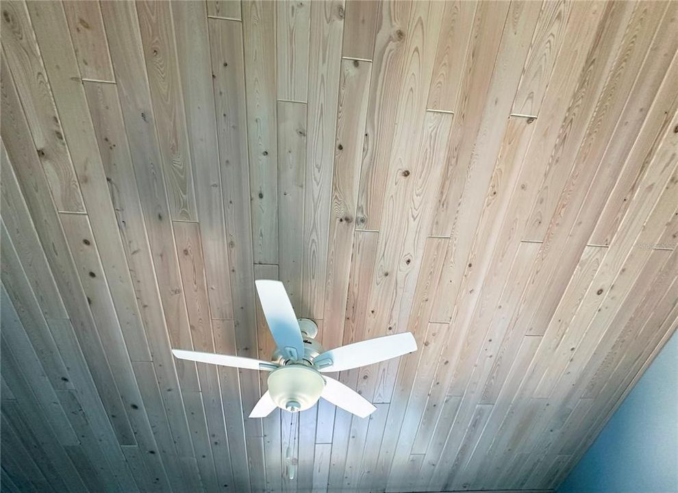 На продажу: $699,900 (2 спален, 2 ванн, 1750 Квадратных фут)