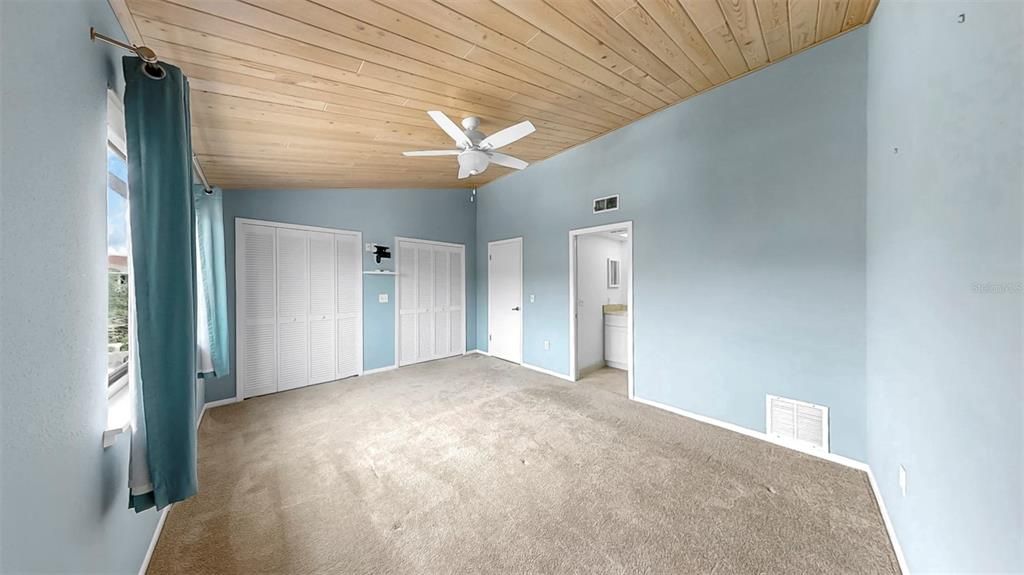 На продажу: $699,900 (2 спален, 2 ванн, 1750 Квадратных фут)