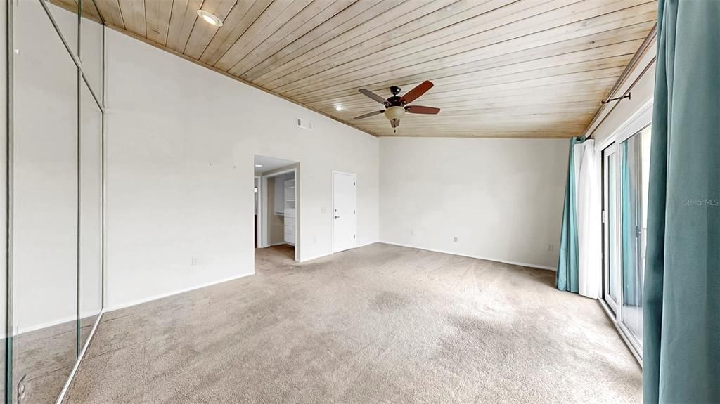 На продажу: $699,900 (2 спален, 2 ванн, 1750 Квадратных фут)