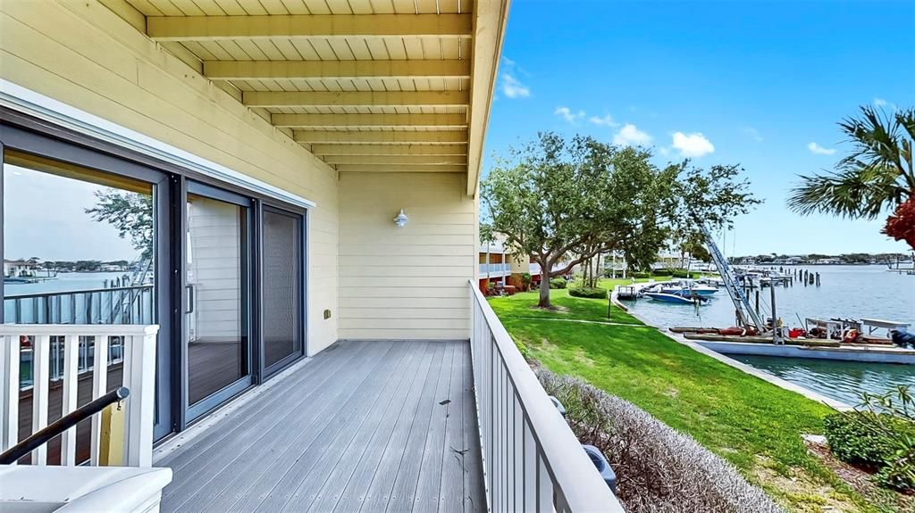 На продажу: $699,900 (2 спален, 2 ванн, 1750 Квадратных фут)