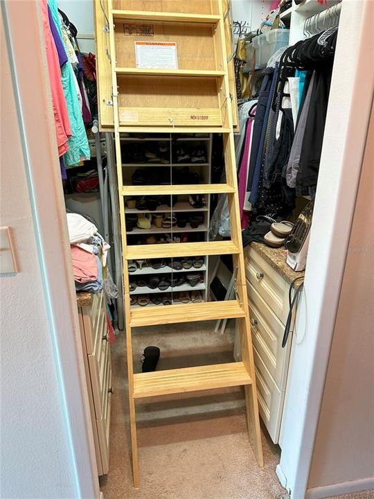 На продажу: $699,900 (2 спален, 2 ванн, 1750 Квадратных фут)