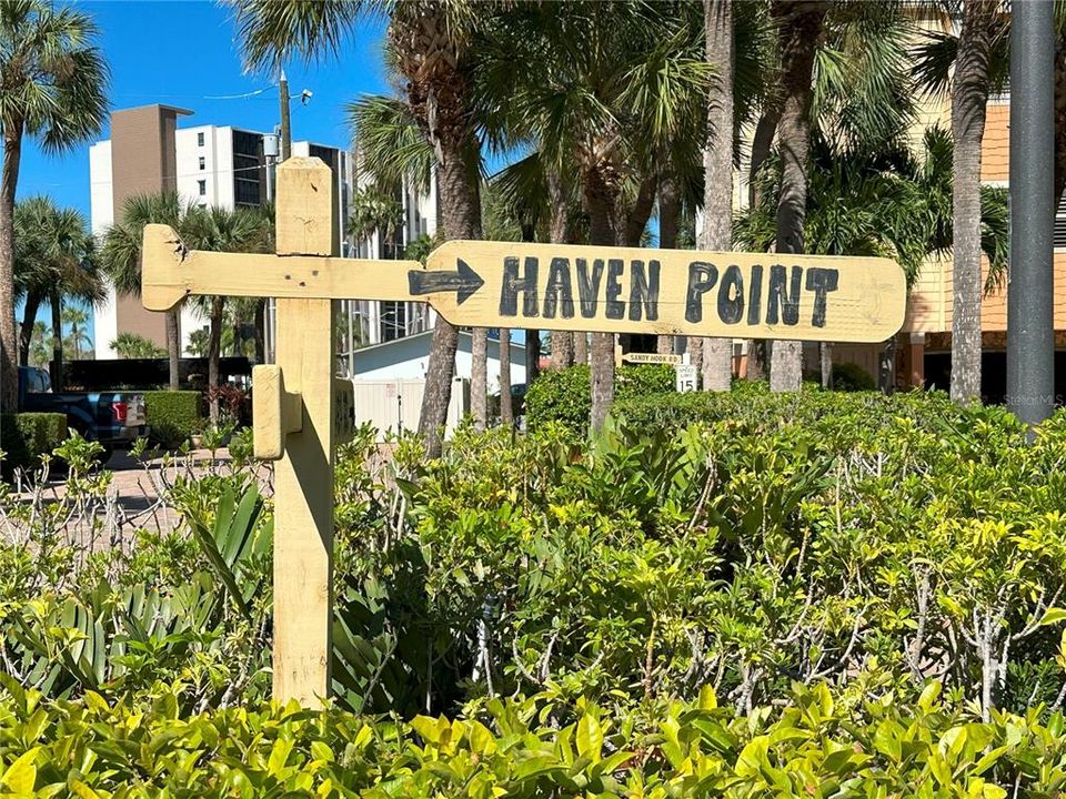 На продажу: $699,900 (2 спален, 2 ванн, 1750 Квадратных фут)