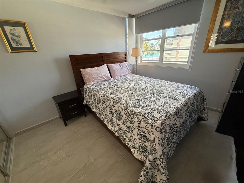 Под контрактом: $470,000 (2 спален, 2 ванн, 965 Квадратных фут)