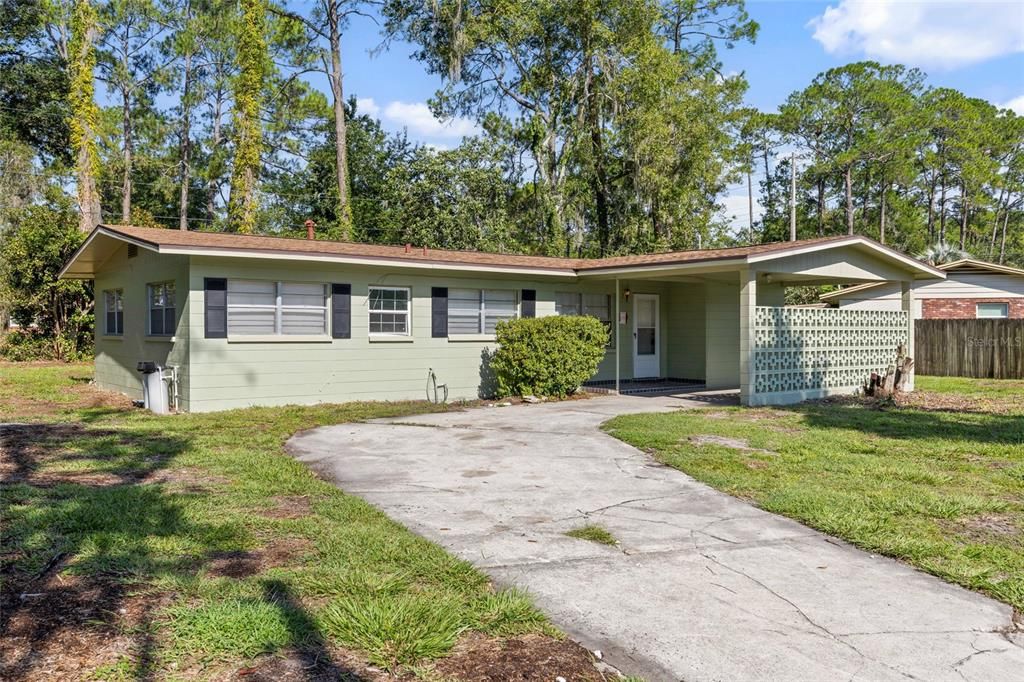 Recently Sold: $239,900 (3 beds, 2 baths, 1144 Square Feet)