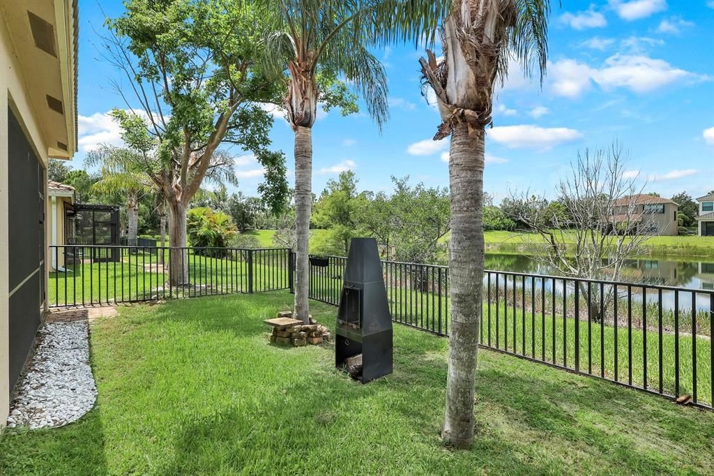 For Sale: $499,999 (4 beds, 3 baths, 2377 Square Feet)