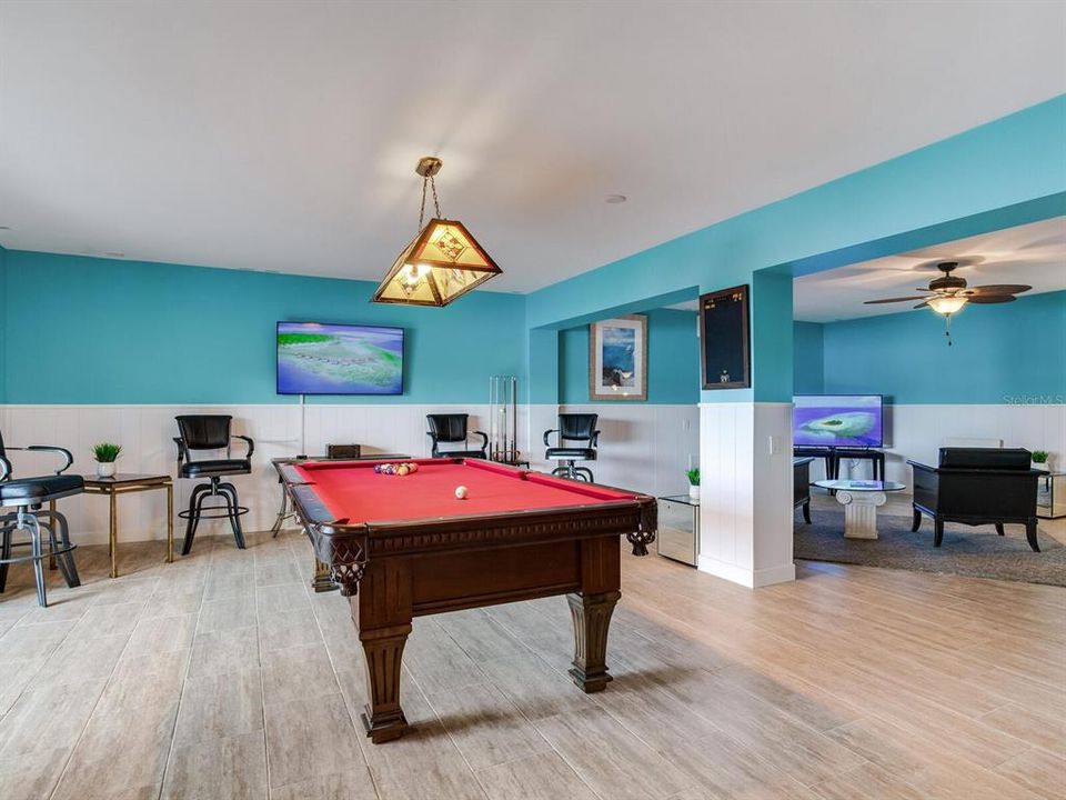 На продажу: $2,174,000 (3 спален, 2 ванн, 2462 Квадратных фут)