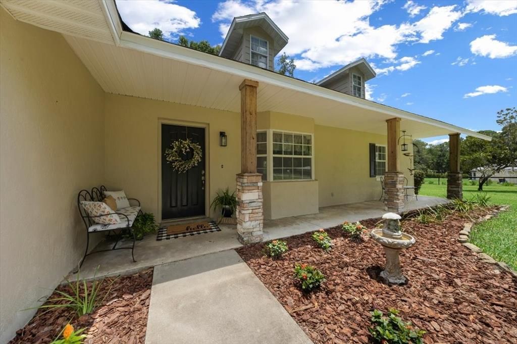 For Sale: $525,000 (3 beds, 2 baths, 1862 Square Feet)