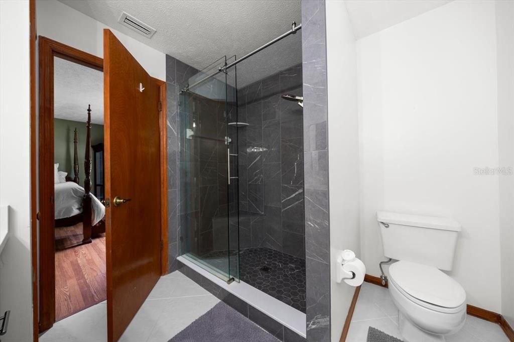 For Sale: $525,000 (3 beds, 2 baths, 1862 Square Feet)