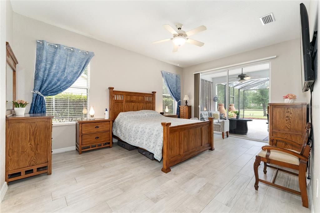 En Venta: $485,000 (3 camas, 2 baños, 2121 Pies cuadrados)