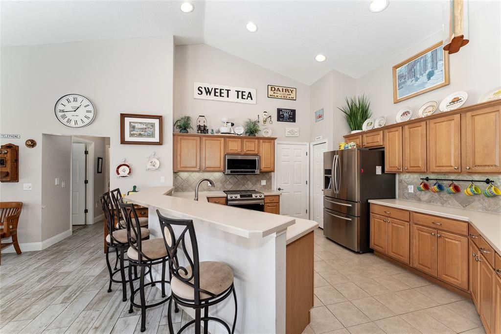 En Venta: $485,000 (3 camas, 2 baños, 2121 Pies cuadrados)