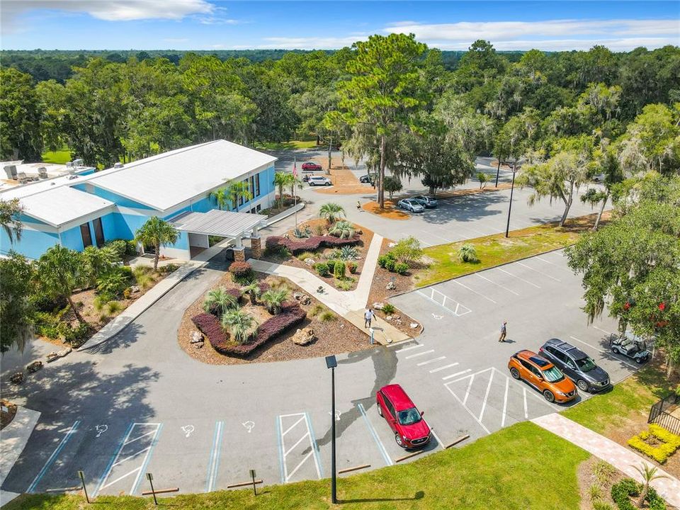 En Venta: $485,000 (3 camas, 2 baños, 2121 Pies cuadrados)