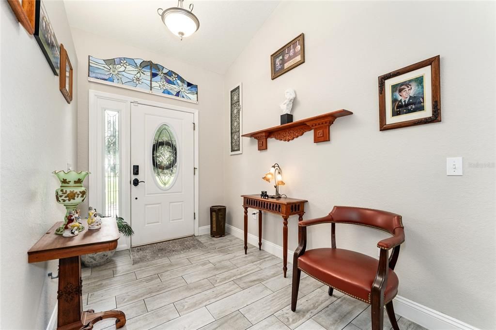 En Venta: $485,000 (3 camas, 2 baños, 2121 Pies cuadrados)