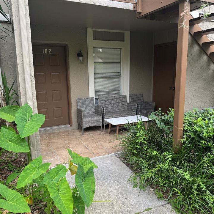 Active With Contract: $99,000 (1 beds, 1 baths, 576 Square Feet)