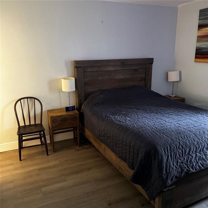 Active With Contract: $99,000 (1 beds, 1 baths, 576 Square Feet)