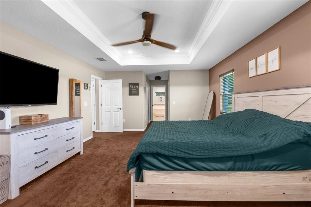 Active With Contract: $629,000 (4 beds, 3 baths, 2895 Square Feet)