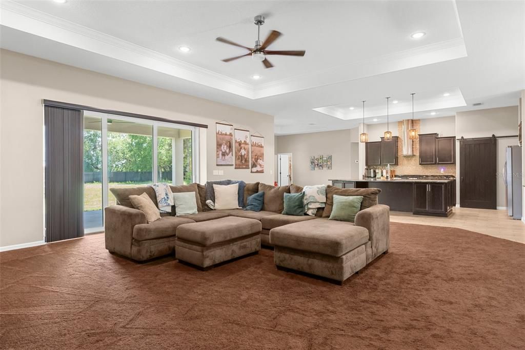 Active With Contract: $629,000 (4 beds, 3 baths, 2895 Square Feet)