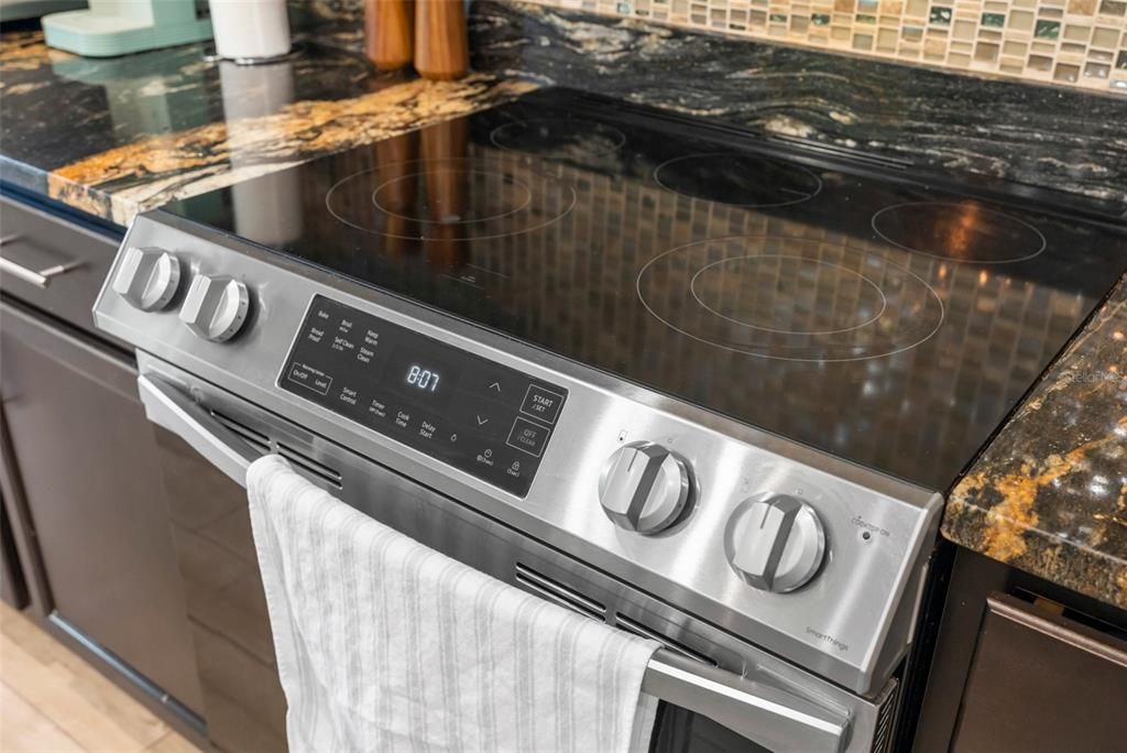 Active With Contract: $629,000 (4 beds, 3 baths, 2895 Square Feet)