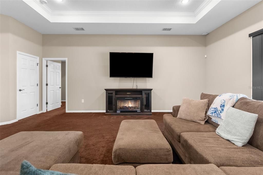 Active With Contract: $629,000 (4 beds, 3 baths, 2895 Square Feet)