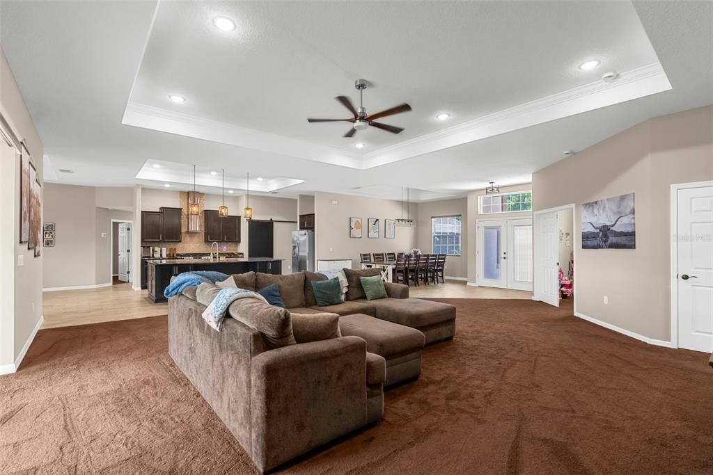 Active With Contract: $629,000 (4 beds, 3 baths, 2895 Square Feet)