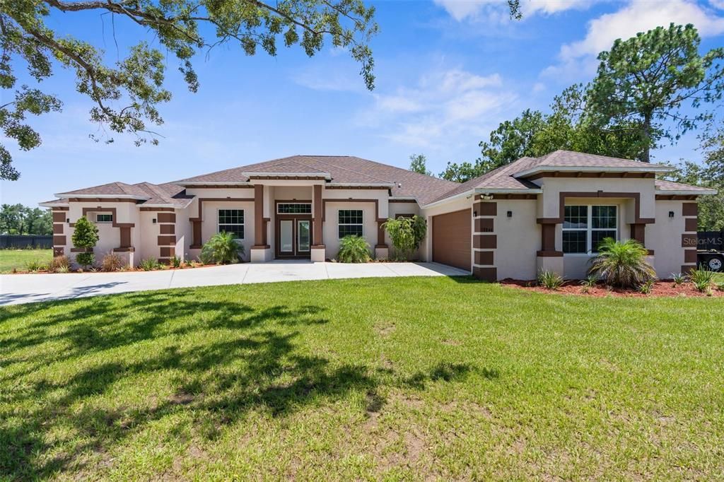 Active With Contract: $629,000 (4 beds, 3 baths, 2895 Square Feet)