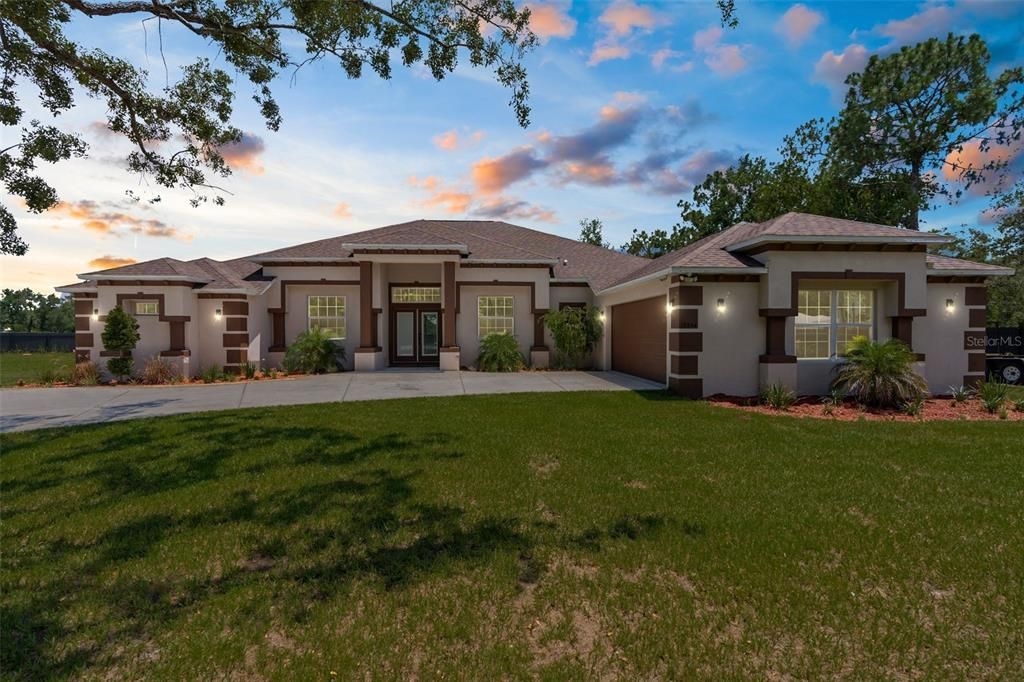 Active With Contract: $629,000 (4 beds, 3 baths, 2895 Square Feet)