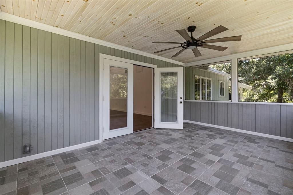 На продажу: $639,000 (2 спален, 2 ванн, 1552 Квадратных фут)