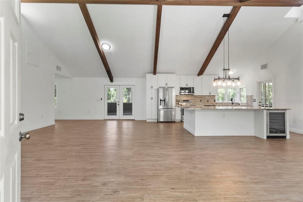 На продажу: $639,000 (2 спален, 2 ванн, 1552 Квадратных фут)