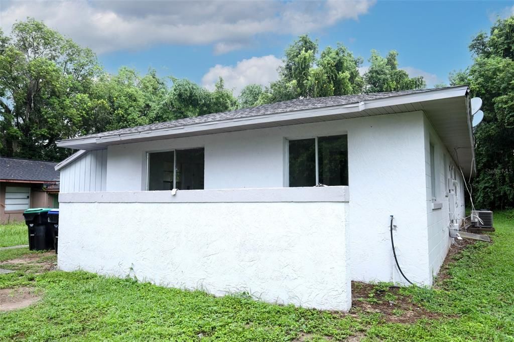 На продажу: $425,000 (4 спален, 0 ванн, 1824 Квадратных фут)