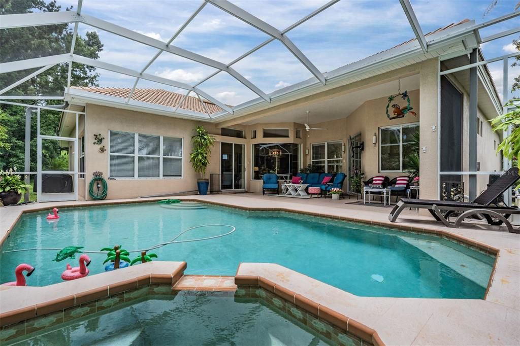 For Sale: $799,000 (4 beds, 3 baths, 2825 Square Feet)