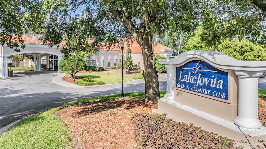 For Sale: $799,000 (4 beds, 3 baths, 2825 Square Feet)