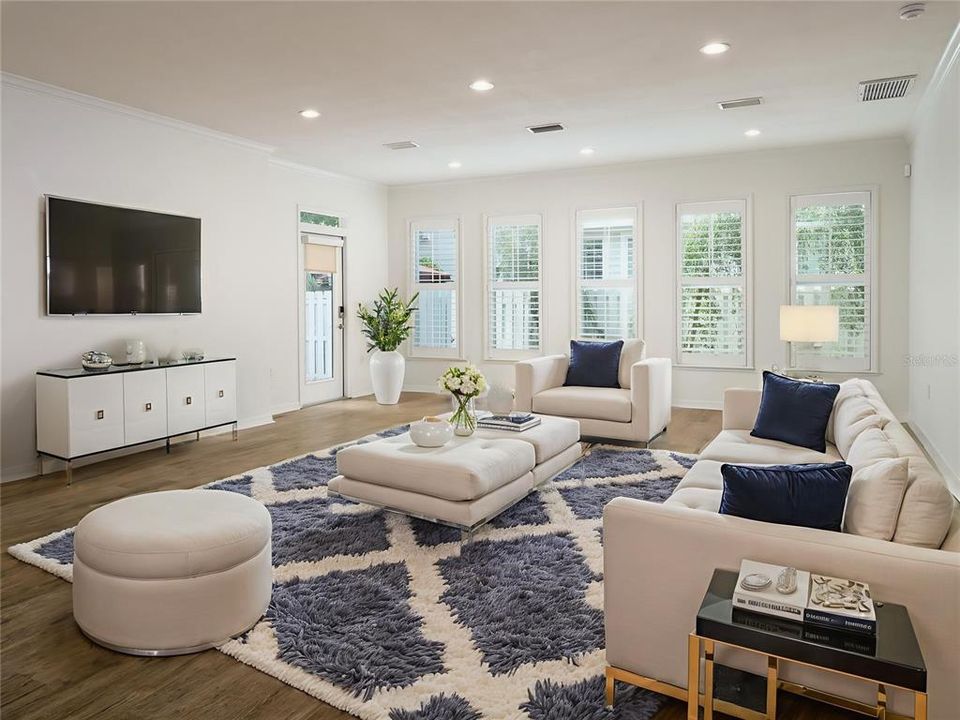 En Venta: $674,900 (3 camas, 2 baños, 2705 Pies cuadrados)