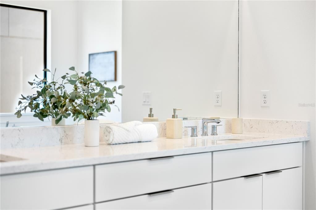 For Sale: $1,079,000 (5 beds, 4 baths, 3404 Square Feet)