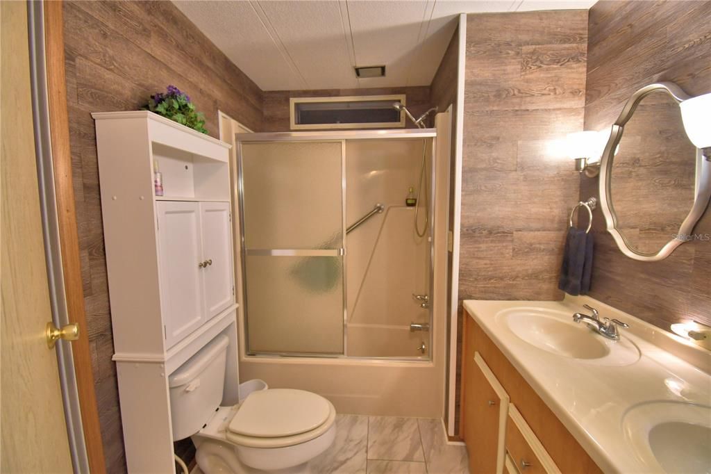 For Sale: $120,000 (2 beds, 2 baths, 1416 Square Feet)