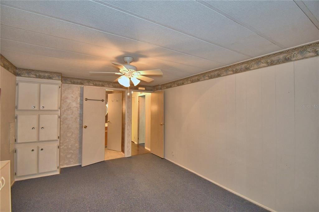 For Sale: $120,000 (2 beds, 2 baths, 1416 Square Feet)