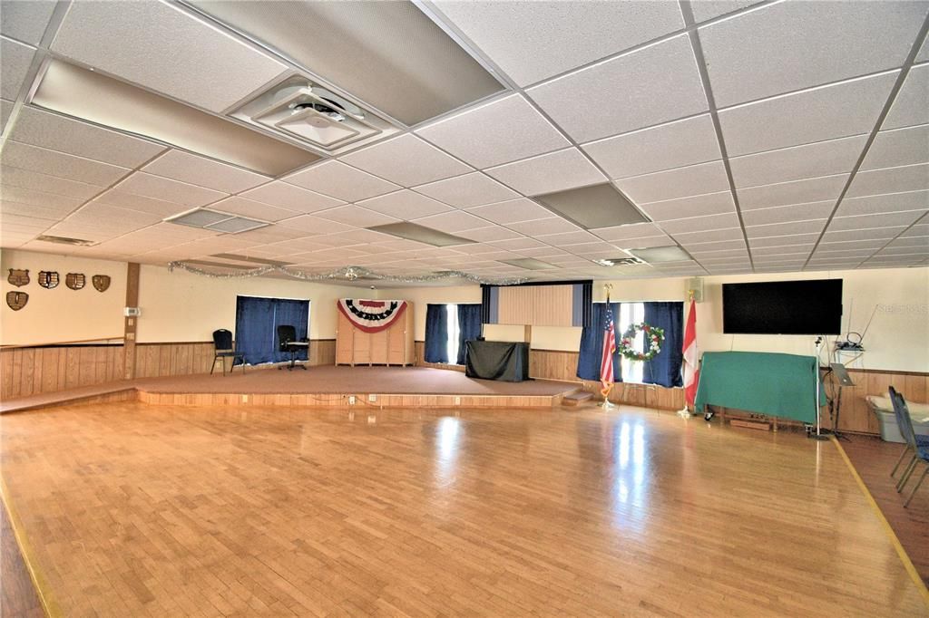 For Sale: $120,000 (2 beds, 2 baths, 1416 Square Feet)