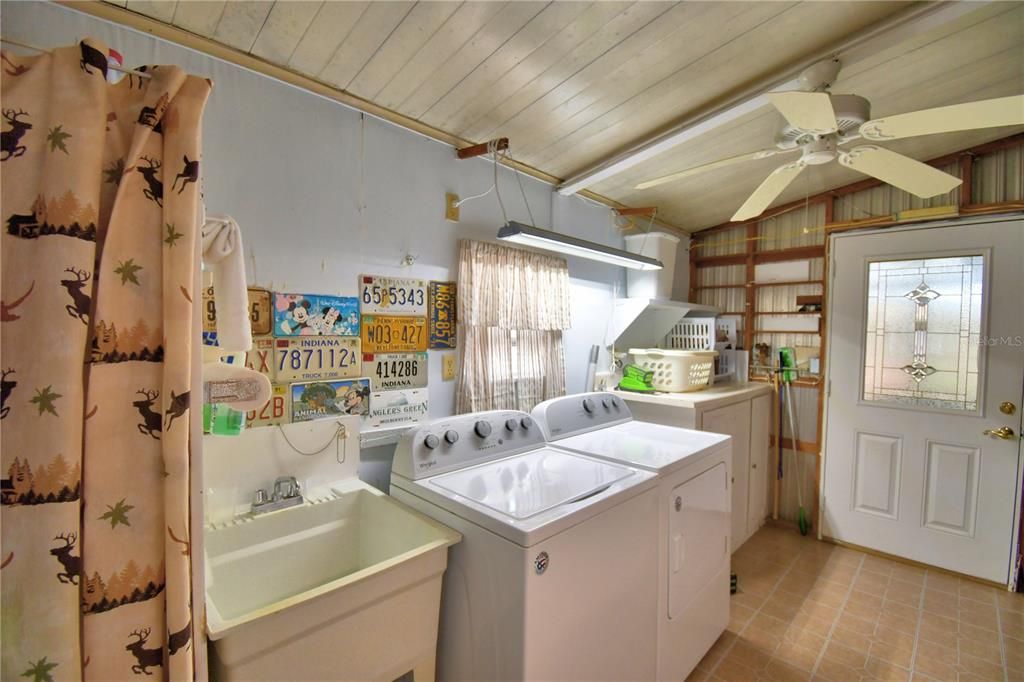 For Sale: $120,000 (2 beds, 2 baths, 1416 Square Feet)