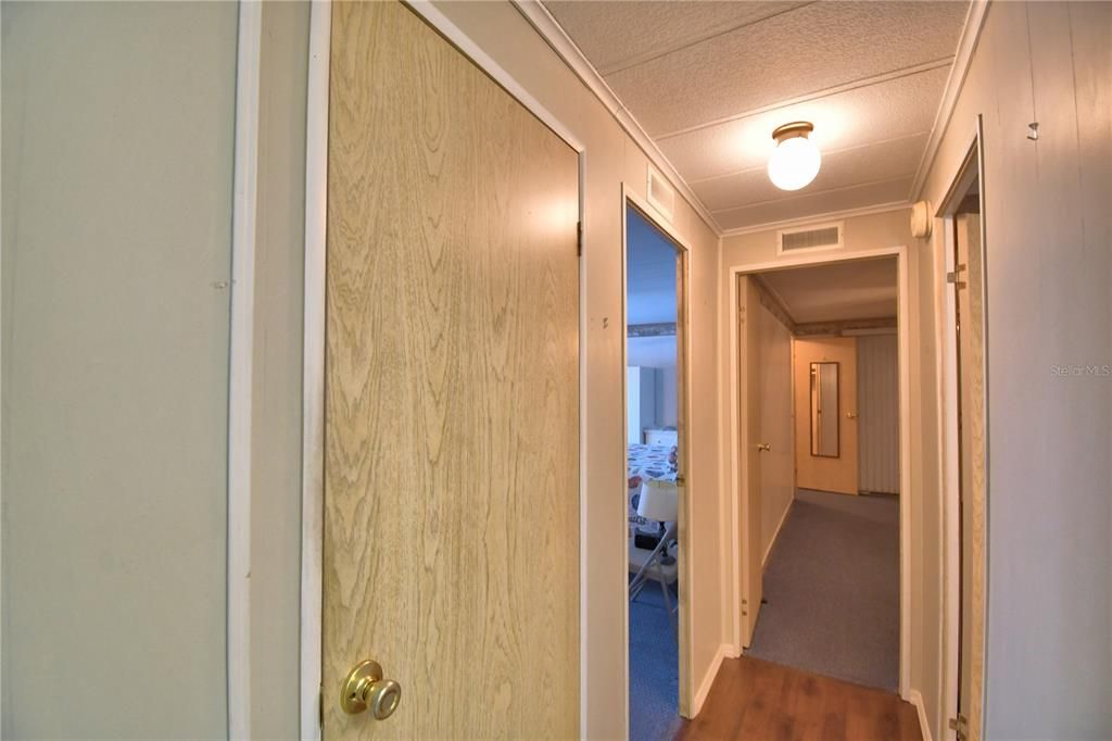 For Sale: $120,000 (2 beds, 2 baths, 1416 Square Feet)