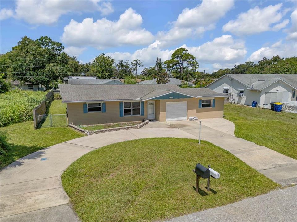 Activo con contrato: $289,000 (3 camas, 2 baños, 1379 Pies cuadrados)