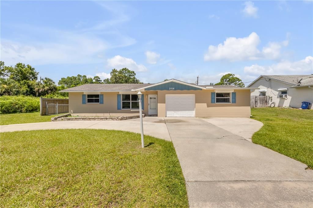 Activo con contrato: $289,000 (3 camas, 2 baños, 1379 Pies cuadrados)