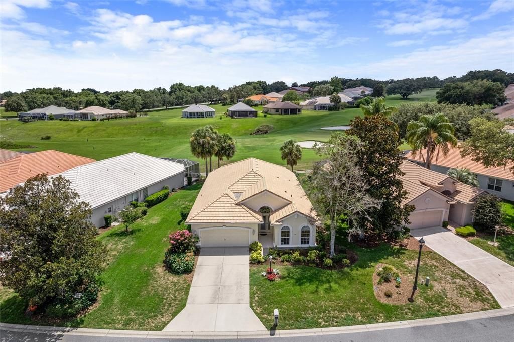 合同活跃: $349,500 (3 贝兹, 2 浴室, 1871 平方英尺)