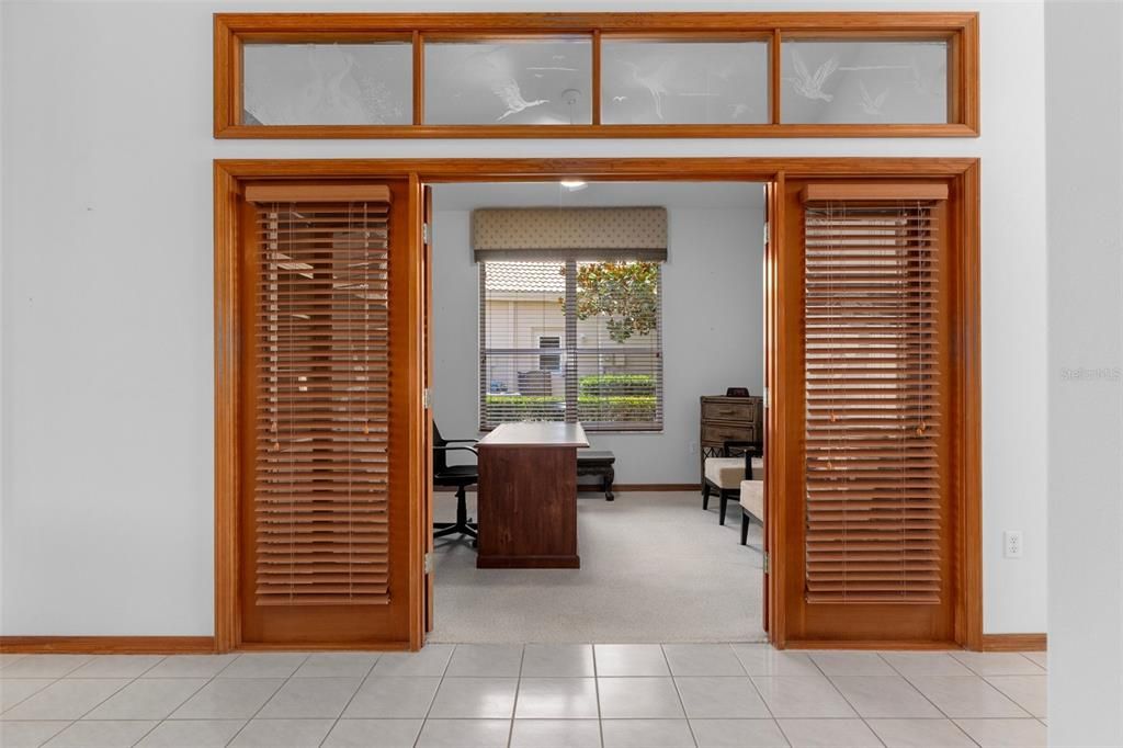 合同活跃: $349,500 (3 贝兹, 2 浴室, 1871 平方英尺)