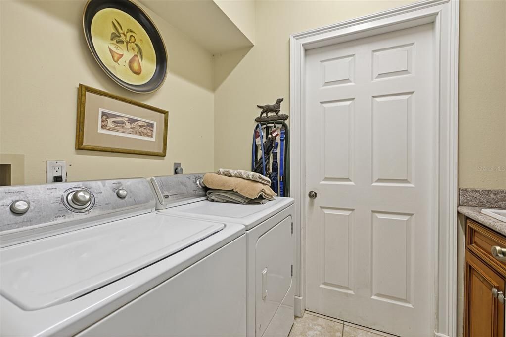 For Sale: $505,000 (3 beds, 3 baths, 2235 Square Feet)