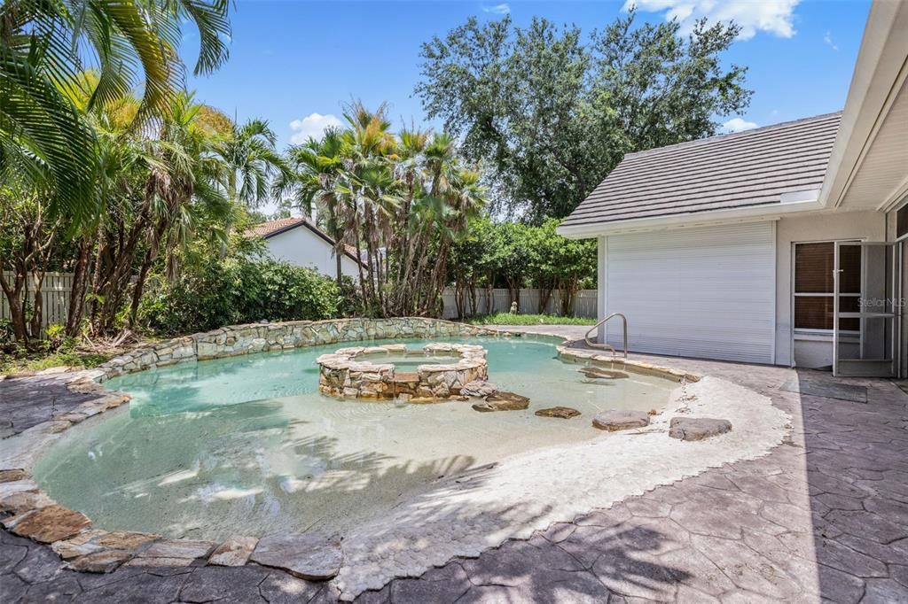 For Sale: $505,000 (3 beds, 3 baths, 2235 Square Feet)