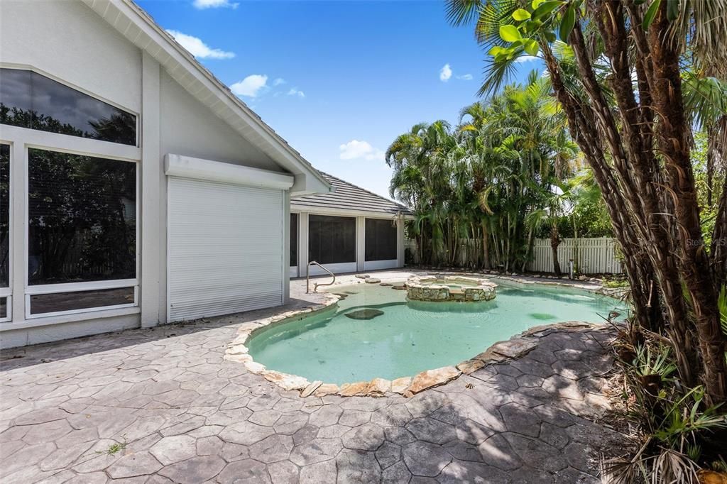 For Sale: $505,000 (3 beds, 3 baths, 2235 Square Feet)