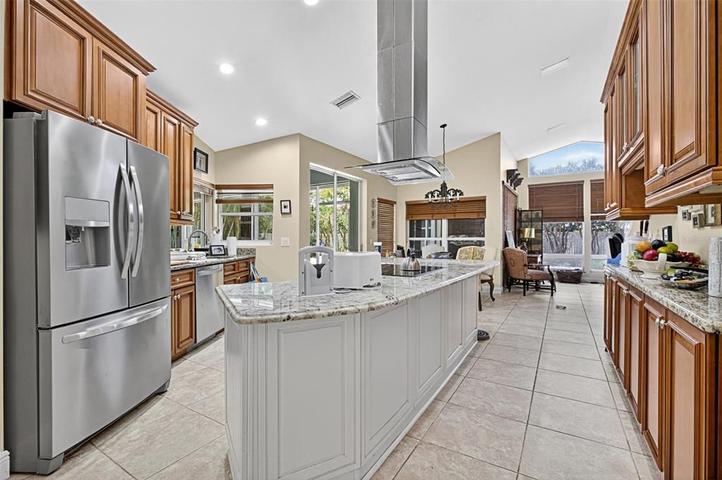 For Sale: $505,000 (3 beds, 3 baths, 2235 Square Feet)